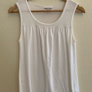 Like new sleeveless Michael Stars top OSFM